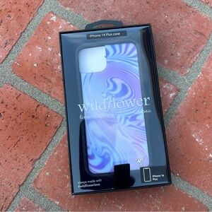 NWT Wildflower iPhone 14 Plus Case